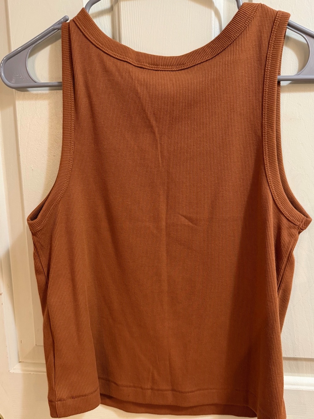 Universal Thread Cropped Tank - Picture 5 of 5